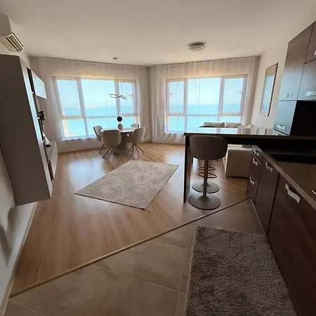 Apartment Cabacum
